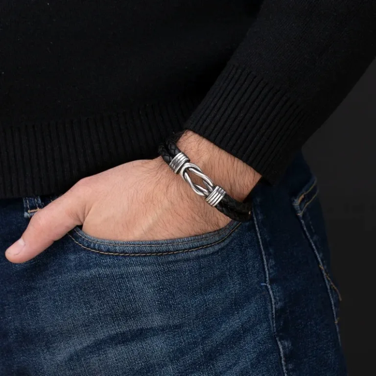 Braided Leather Bracelet for Men - Custom Pet Name Engraving｜Rugged Yet Heartfelt Memorial Gift for Dog/Cat Dads