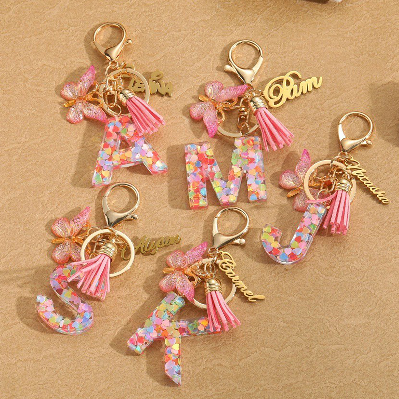 Christmas Family Keyring – Custom Pink Heart with Names